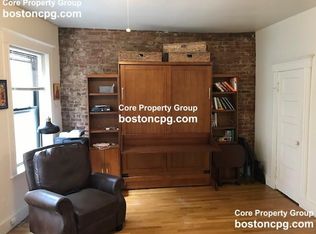 16 Charter St #2, Boston, MA 02113
