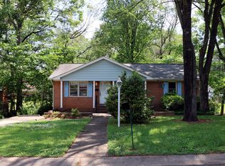 4031 Irvington Dr, Charlotte, NC 28205