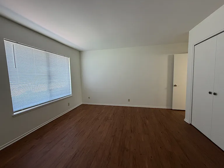 1st floor master bedroom or office