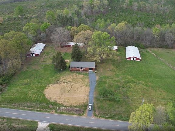 5th image of 1561 Handy Rd