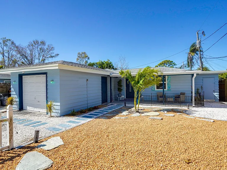 5020 Swift Rd — Photo 1