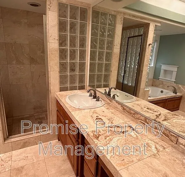 3176 San Helena Dr — Photo 18