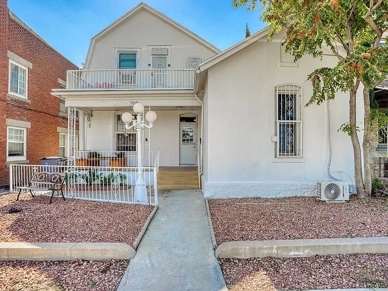 709 N Saint Vrain St — Photo 8