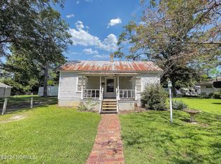301 2nd St, Laurinburg, NC 28352