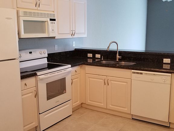 5th image of 7420 SW 8th Ct
