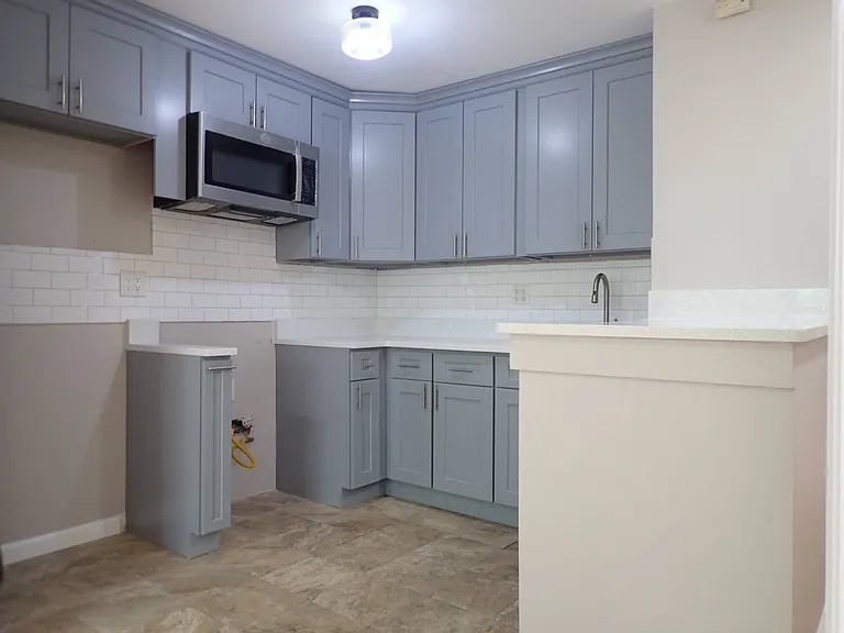1174 Sherman Ave #3 — Photo 3