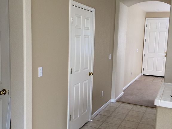 4th image of 7948 Robinson Dr