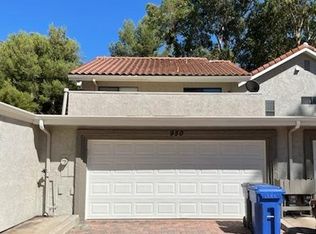 950 Thistlegate Rd, Oak Park, CA 91377