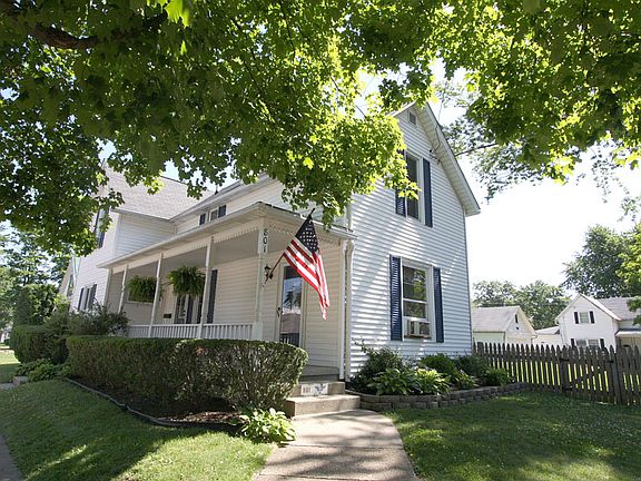 3rd image of 801 E Vine St