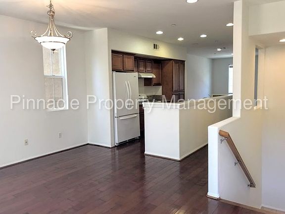 3rd image of 1310 Songbird Way