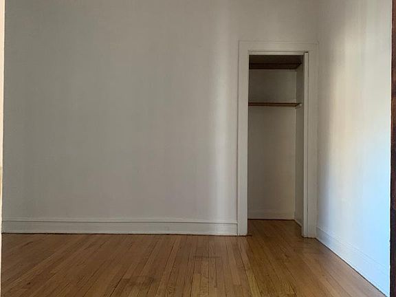 2nd image of 4216 N Francisco Ave Floor 1