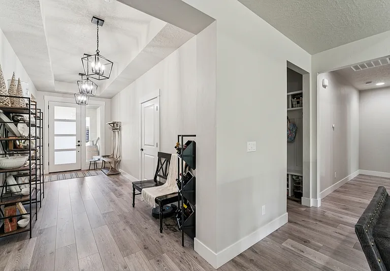 3821 W Balducci St — Photo 32