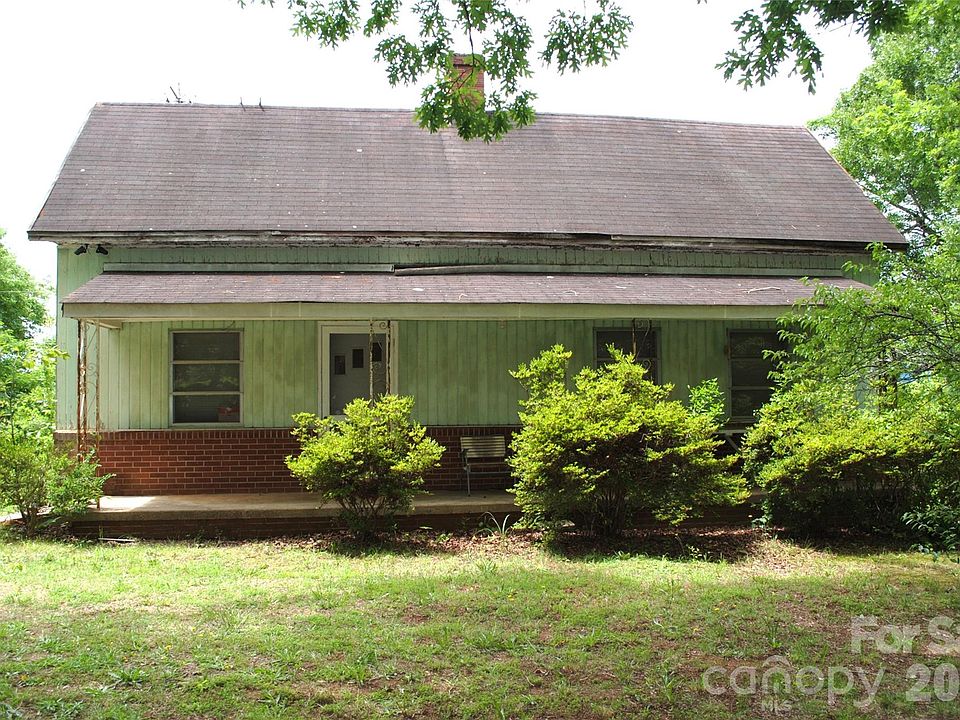1st image of 153 & 135 Caroleen St