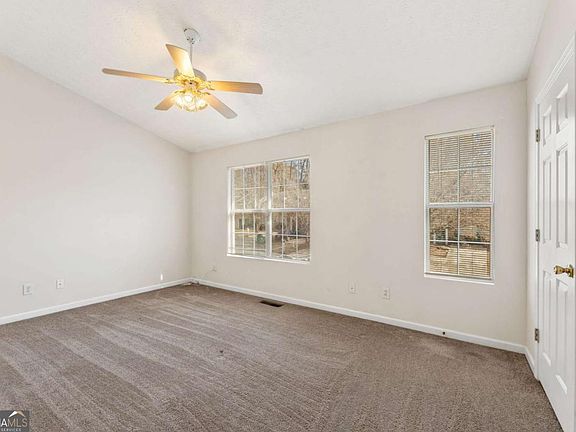5th image of 3027 Fair Creek Ct