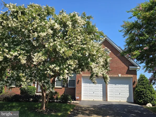 3 Perth Dr, Fredericksburg, VA 22405