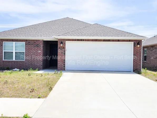 8218 Melody Ln, Fort Smith, AR 72916