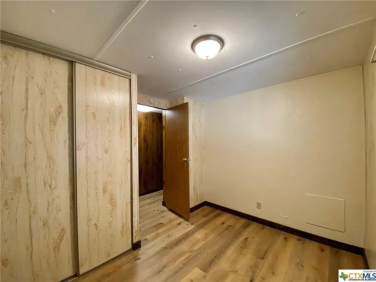 1240 Highview St — Photo 4