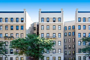 930 Saint Nicholas Avenue in Washington Heights