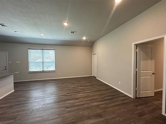 3rd image of 15063 Arrowhead Loop E