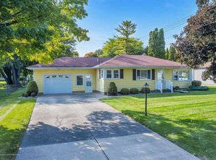 903 E Thomas L Pkwy, Lansing, MI 48917