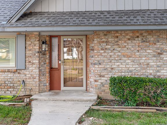 3rd image of 11702 SANDMAN ST