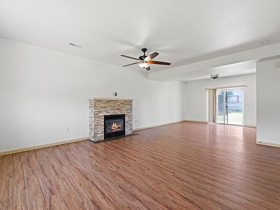 4th image of 101 Falcon Ct