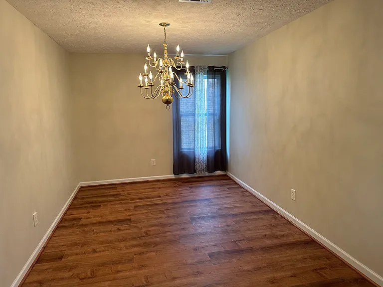 1016 Fulman Rd — Photo 5