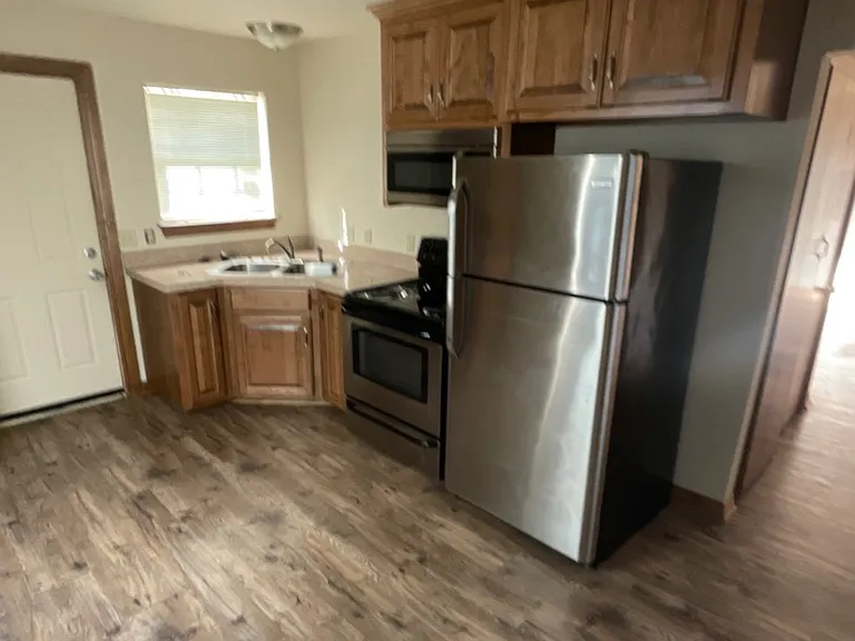 312 W Main St — Photo 4
