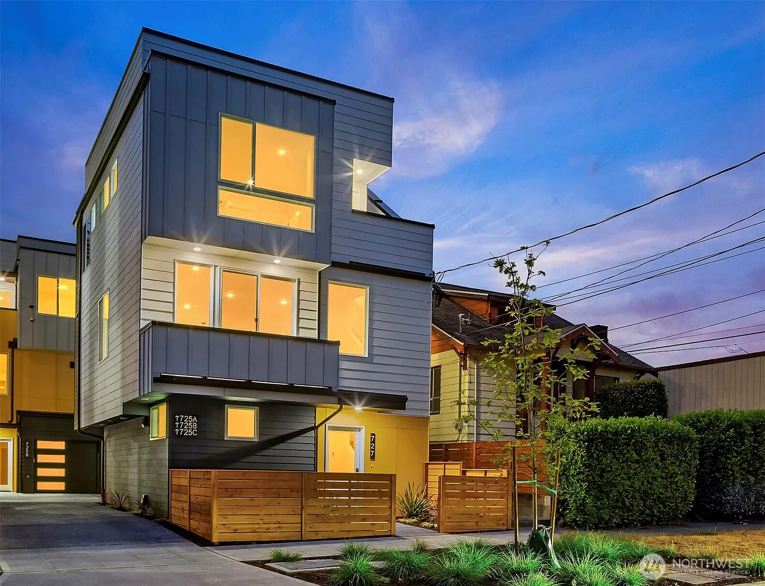 727 18th Avenue photo 1