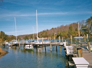 98b Villa Ridge Dr. #98B, Hartfield, VA 23071