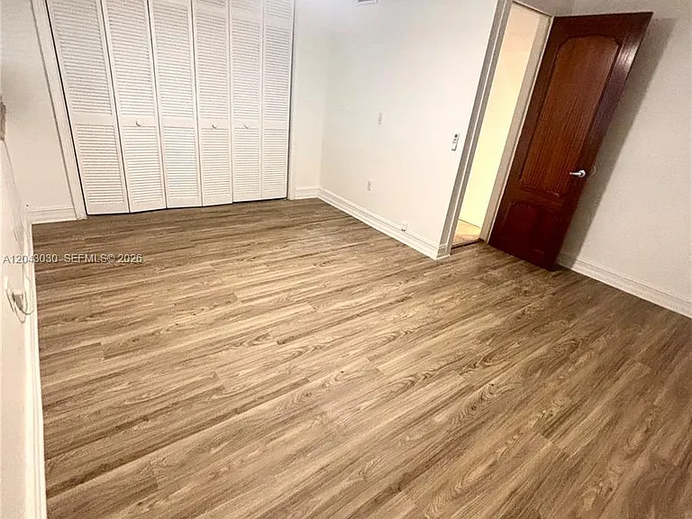 2666 Tigertail Ave #114 — Photo 10