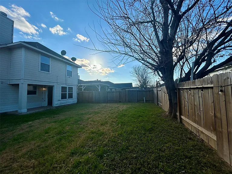 19718 River Pointe Ln — Photo 36