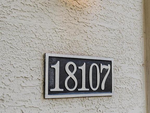 2nd image of 18107 muir glen