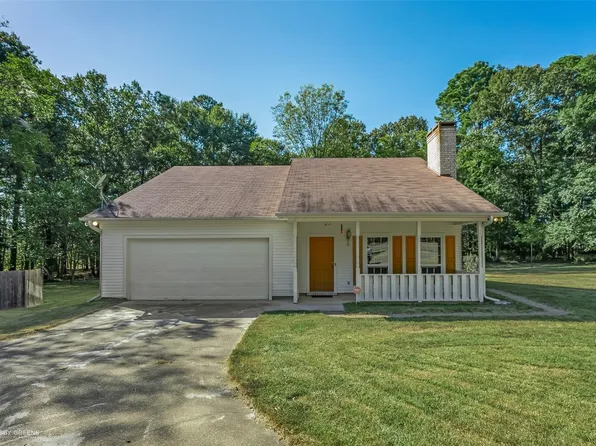 8227 Southdowns Dr, Shreveport, LA 71107