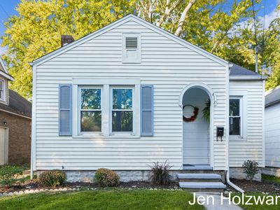 412 S Clemens Ave, Lansing, MI, 48912
