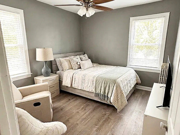 8010 S Honore St #2 — Photo 9