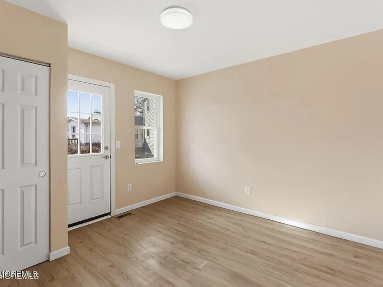 40 Twilight Ave #1 — Photo 4