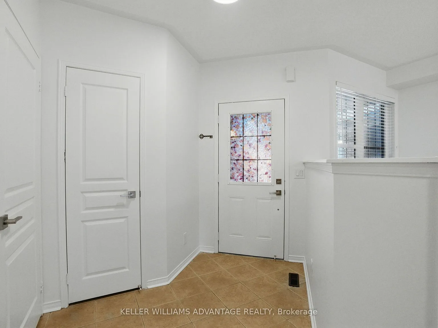 4 bed, $3,500 — Photo 4