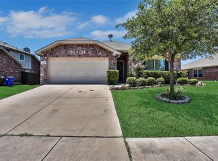 111 Redbud Dr, Forney, TX 75126