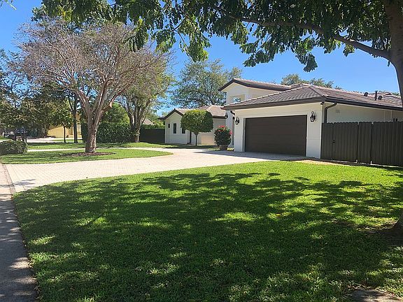 4th image of 8338 SW 166th St