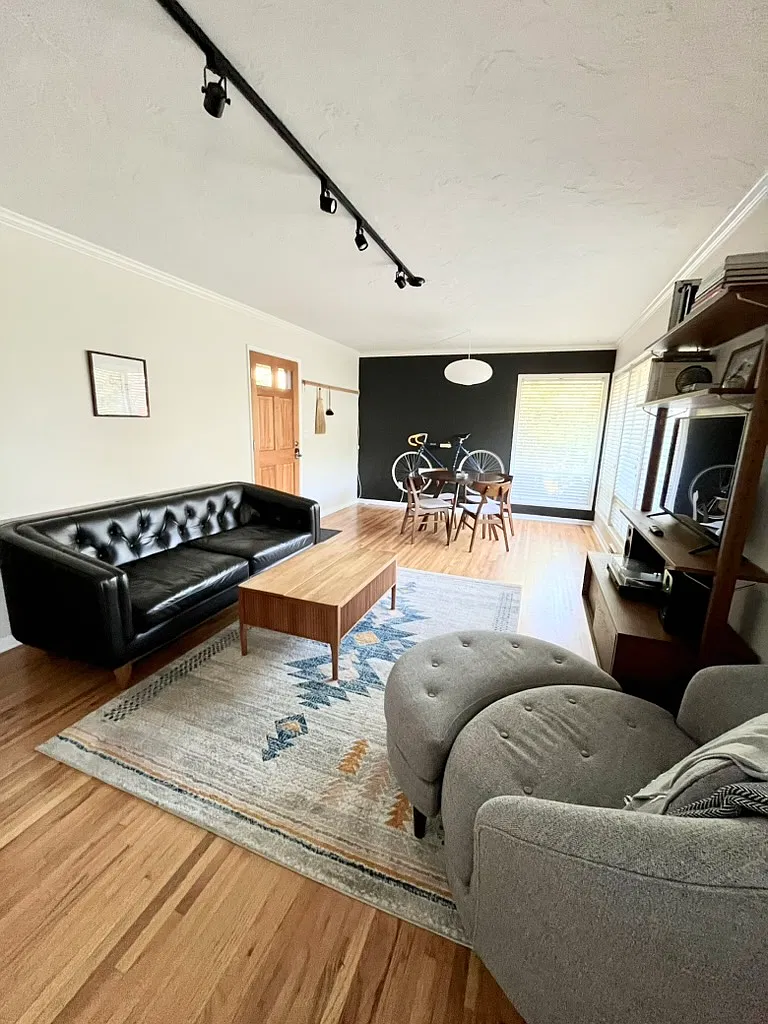 1 bed, 681 sqft, $2,100 — Photo 1