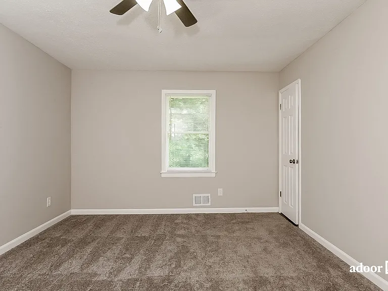 4087 Hunt Way — Photo 13