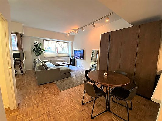 1st image of 368 W 50th St #1K