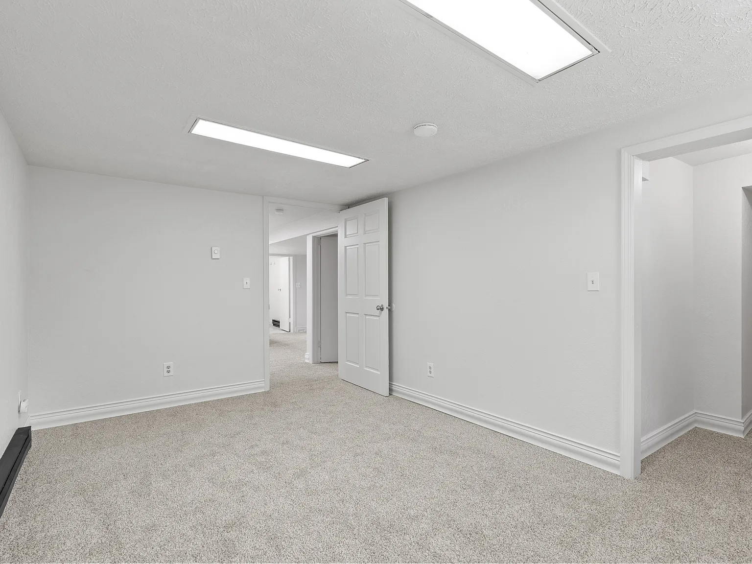 2 bed, 940 sqft, $1,200 — Photo 4