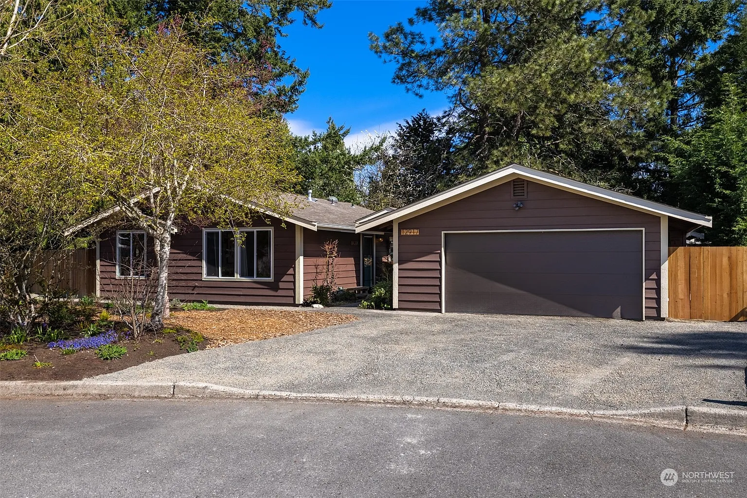 12917 SE 237th Place photo 1
