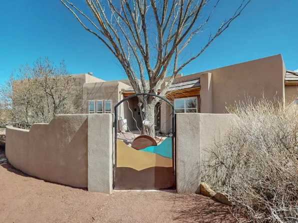 1508 Superior Ct NE, Rio Rancho, NM 87144