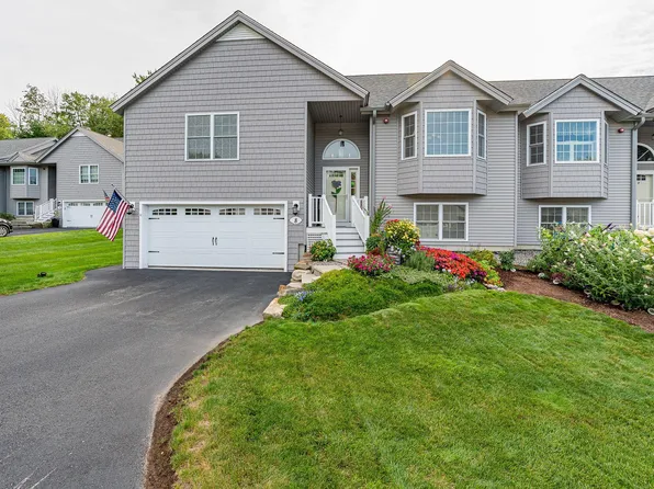 8 Guernsey Drive, Atkinson, NH 03811