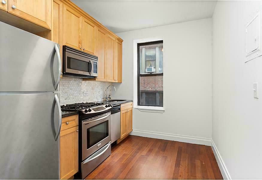1st image of 609 W 137th St APT 1