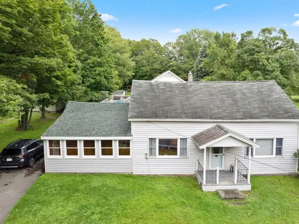 16 Butler St, Oxford, NY 13830