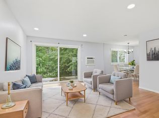 1 Fernview Ave APT 6, North Andover, MA 01845